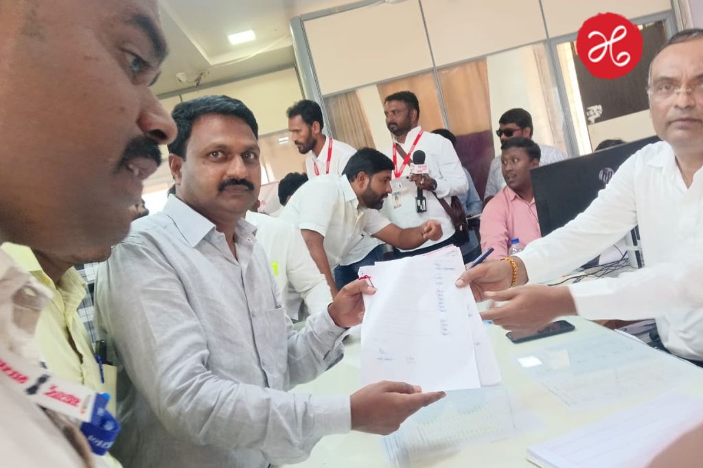 इंदापुरात ‘मशाल’ पेटली! जिल्हा परिषद आणि पंचायत समितीसाठी ‘उबाठा’ गटाचे 12 उमेदवार रिंगणात