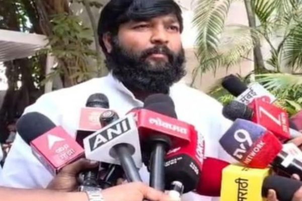 पुणे जिल्हा युवक अध्यक्षपदी निलेश थिगळेची नियुक्ती; राष्ट्रवादी काँग्रेसमध्ये संघटनात्मक बदलांचे संकेत