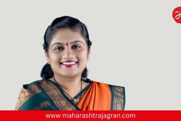 पुण्यातून उमेदवारी अर्ज दाखल; ट्रोलिंगनंतर रडत-रडत अर्ज माघार अन् राज्यभर चर्चा, कोण आहेत पूजा मोरे?