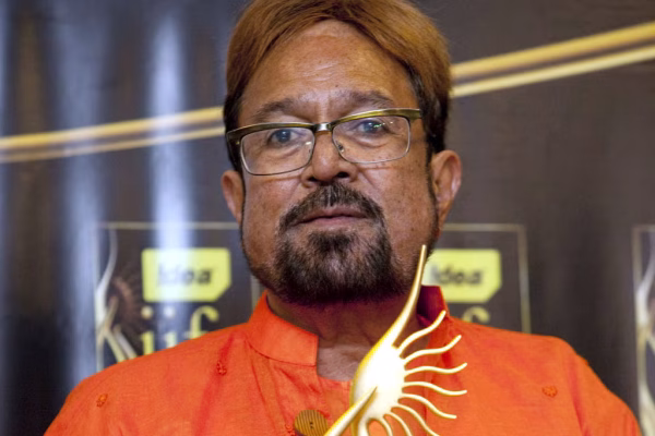 डिंपल कपाडियाच्या आधी राजेश खन्ना ‘या’ अभिनेत्रीवर करत होते प्रेम; लग्नही केलं होतं?