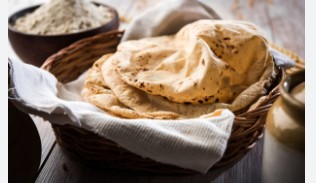 गव्हाच्या पिठामध्ये बेसन मिसळून बनवा रोटी; नंतर मिळतील अनेक आरोग्यदायी फायदे…