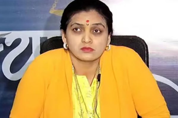 Rupali Thombre Patil: ‘कोणाच्या दबावाखाली गुन्हा दाखल केला असेल, तर त्या मी भीक…’; रुपाली ठोंबरे पाटील यांचा आरोप