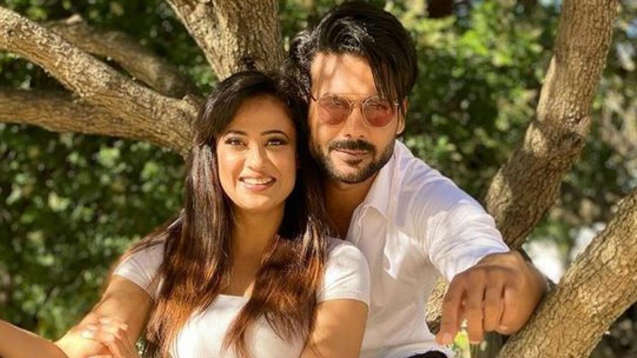 श्वेता तिवारीसोबत लग्नाच्या चर्चांवर विशाल तिवारी चांगलाच संतापला; म्हणाला, ‘श्वेता माझ्या आईसमान…’