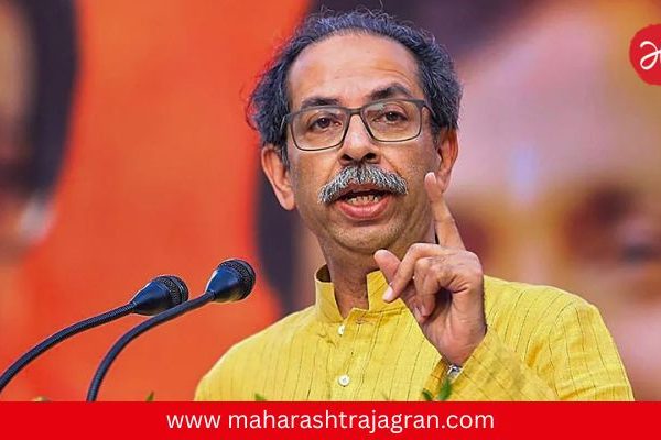 Maharashtra Politics : कोकणात ठाकरेसेनेला मोठा धक्का! बडा नेता कार्यकर्त्यांसह; ‘धनुष्यबाण’ घेणार हाती