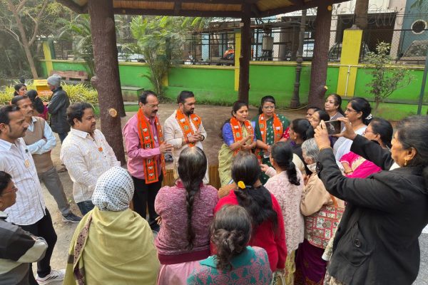 Pune Election: “नागरिकांच्या सुरक्षेला प्राधान्य, प्रभाग 10 मध्ये सीसीटीव्ही जाळे उभारणार; भाजप उमेदवारांचे आश्वासन ”