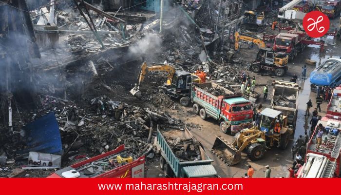 Pakistan mall fire : शॉपिंग मॉलला भीषण आग; 26 जणांचा मृत्यू, 81 जण बेपत्ता