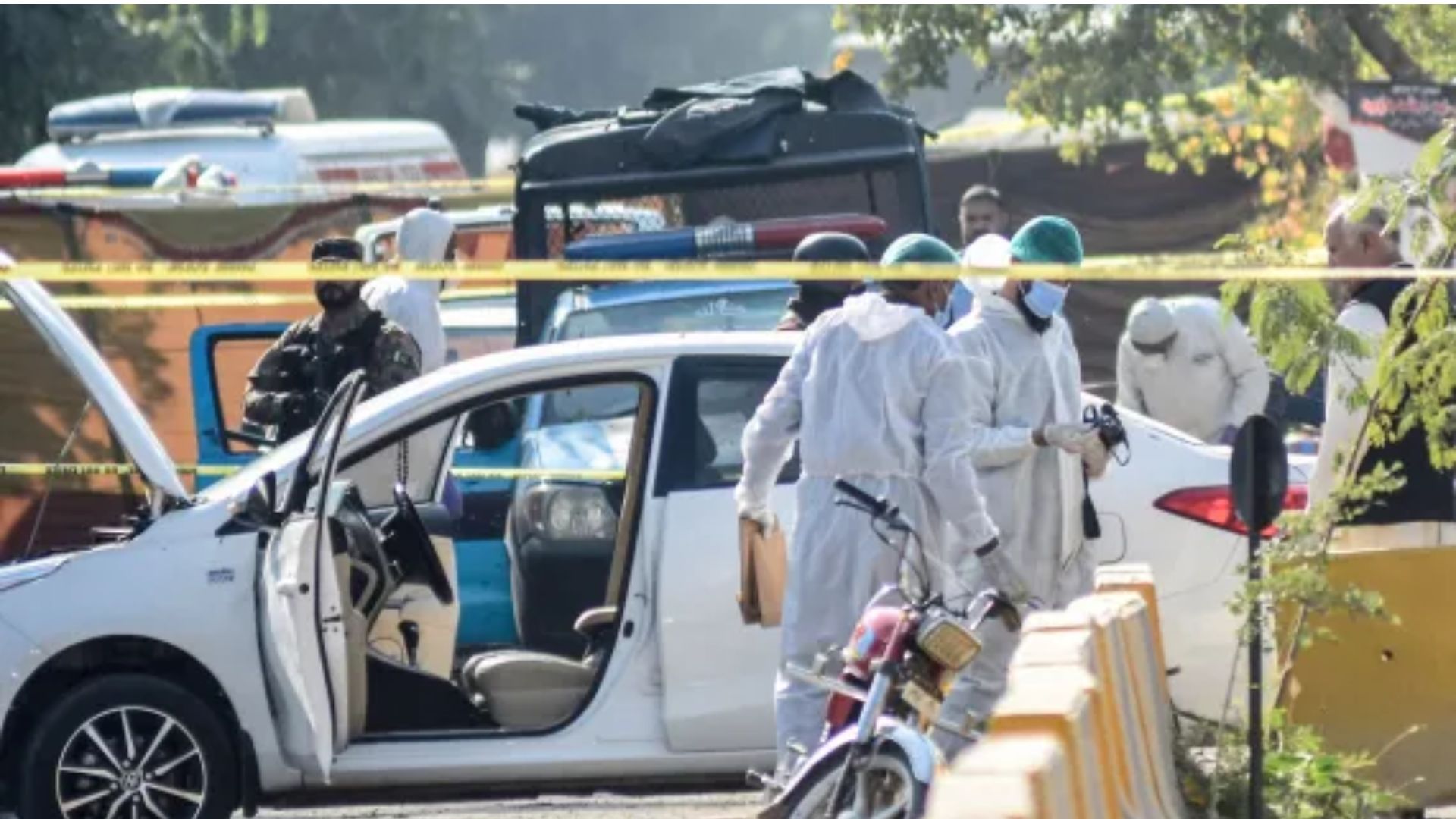 Islamabad Blast: पाकिस्तान हादरला! इस्लामाबादमध्ये नमाजावेळी मोठा स्फोट; 50 जणांचा मृत्यू, 80 जखमी; आणीबाणी लागू