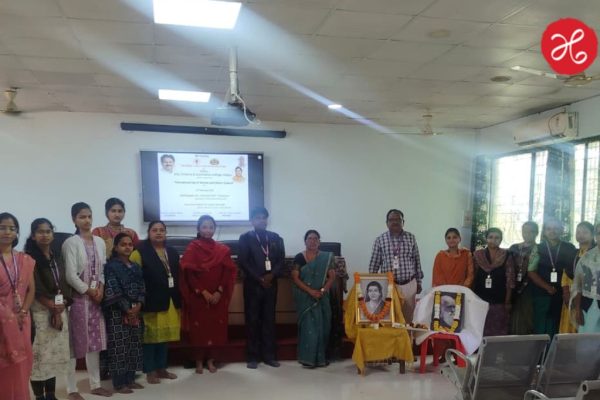 विज्ञानातून महिला सक्षमीकरणाचा नवा संदेश; इंदापूर महाविद्यालयात ‘आंतरराष्ट्रीय महिला व विज्ञान दिन’ उत्साहात साजरा