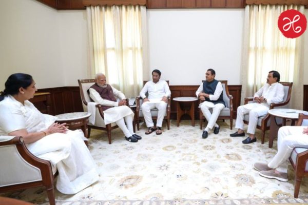 Sunetra Pawar Meet PM Modi: सुनेत्रा पवारांचं दिल्लीत मोदी-शाहांसोबत खलबतं; दिल्लीवारीनंतर राजकीय चर्चांना उधाण