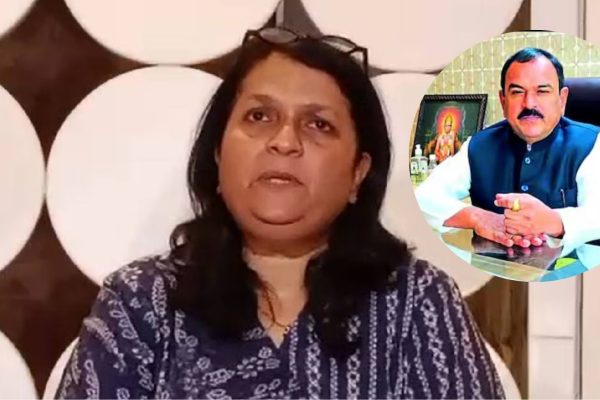 Anjali Damaniya on Ashok Kharat: अशोक खरात ओशनो जल बनवून त्यात व्हायग्रा टाकायचा; राजकारणी हे जल मागवायचे, दमानियांचा नवा गौप्यस्फोट