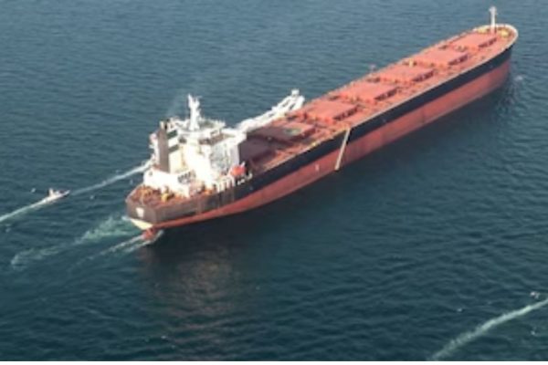 Shivalik Vessel reach Mundra Port: खुशखबर! एलपीजीचा मोठा साठा घेऊन ‘शिवालिक’ जहाज मुंद्रा बंदरात दाखल