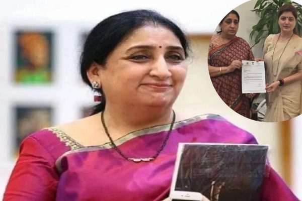Sunetra Pawar: रुपाली चाकणकरांच्या राजीनाम्यानंतर उपमुख्यमंत्री सुनेत्रा पवारांची पहिली प्रतिक्रिया; निष्पक्ष चौकशीसाठी मुख्यमंत्र्यांकडे राजीनामा सुपूर्द