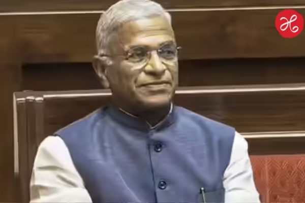 Harivansh Narayan: राज्यसभेच्या उपसभापतीपदी हरिवंश नारायण यांची फेरनिवड; मोदींकडून कौतुकाचा वर्षाव