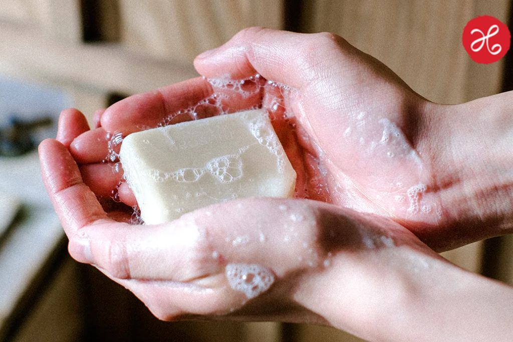 Nashik News: नाशिक हादरलं! अंघोळीचा साबण गिळल्याने २० वर्षीय तरुणाचा दुर्दैवी अंत