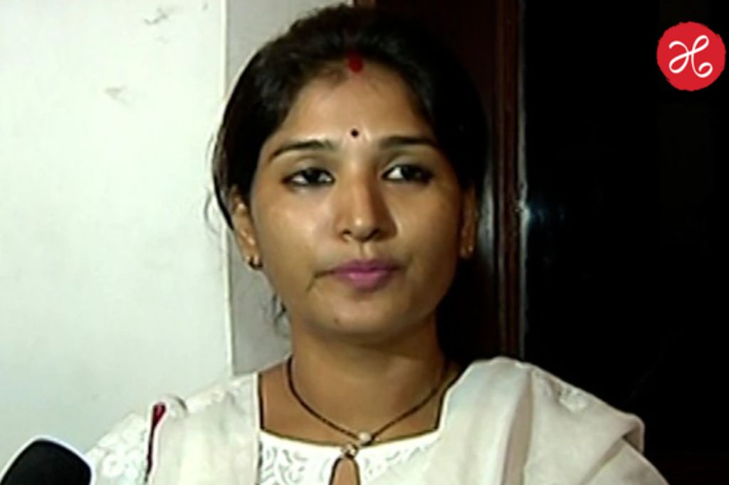 Karuna Munde: ‘बिनविरोध’ची स्वप्ने चक्काचूर! करुणा मुंडेंचा अपक्ष अर्ज; बारामतीचे राजकीय समीकरण बदलणार?