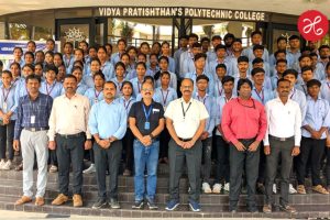 उद्योगाभिमुख शिक्षणाचा यशस्वी ठसा; 29 विद्यार्थ्यांची Bajaj Auto Limited मध्ये निवड