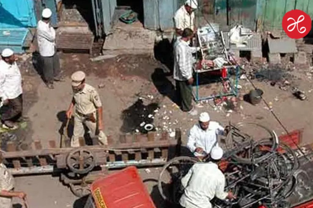 Malegaon Bomb Blast Case: मालेगाव बॉम्बस्फोट प्रकरणात मोठी अपडेट; पुराव्याअभावी चारही आरोपींची निर्दोष मुक्तता