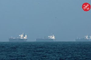 Iran Attack on Ship: पर्शियन आखातात इराणची मुजोरी! भारतीय खलाशी असलेल्या जहाजावर गोळीबार; सर्व 12 भारतीय…