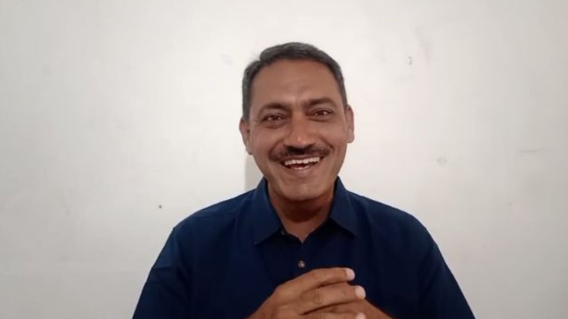 Santosh Pandit: महिला पत्रकाराशी गैरवर्तन महागात; स्वयंघोषित रील स्टार संतोष पंडितवर गुन्हा दाखल
