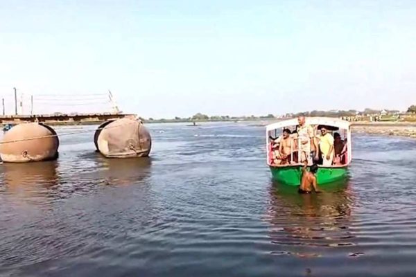 Yamuna Boat Accident: यमुनेत भाविकांची बोट उलटली; 30 भाविक बुडाले, 10 जणांचा मृत्यू, आकडा वाढण्याची भीती