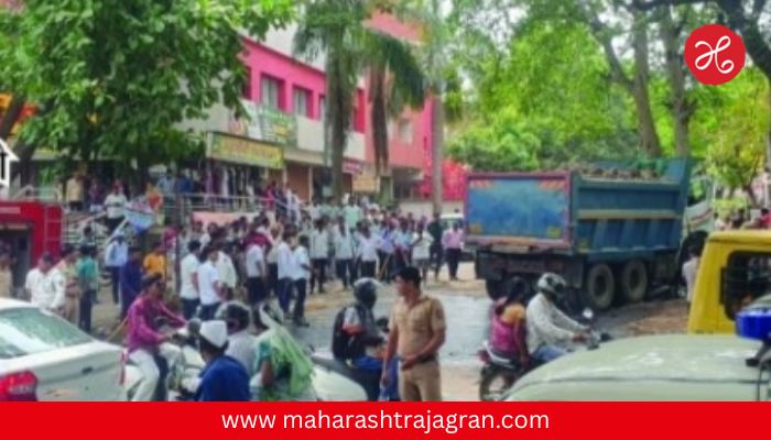 नाशिकमध्ये मद्यधुंद डंपरचा कहर; चार वाहनांना धडक, २२ वर्षीय तरुणी ठार