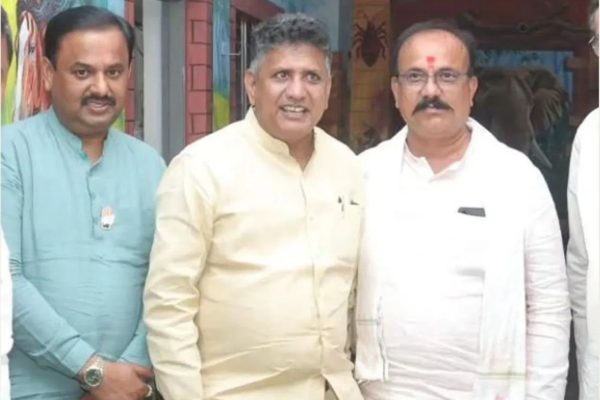 कोण आहेत आकाश मोरे? बारामती पोटनिवडणुकीसाठी काँग्रेसकडून उमेदवार जाहीर