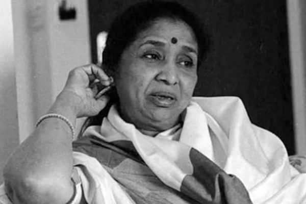 Asha Bhosle : एका युगाचा अंत..! आशा भोसले यांना आज अखेरचा निरोप; शासकीय इतमामात होणार अंत्यसंस्कार