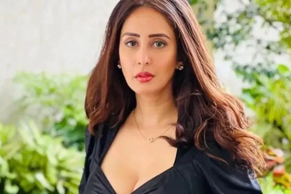 अखेर चाहत खन्नाने धर्मांतरावर सोडले मौन; ‘कोणीतरी मला जबरदस्ती केली…’