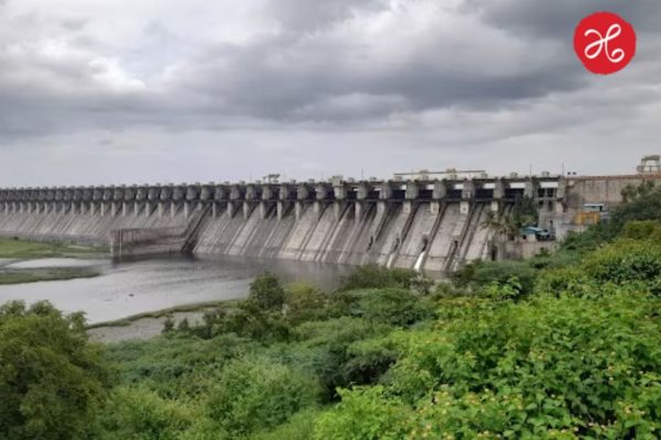 इंदापूर तालुक्यात पाणीटंचाईची दाहकता वाढली; दोन गावांत टँकर सुरू, तीन गावांचे प्रस्ताव मंजुरीच्या प्रतीक्षेत!