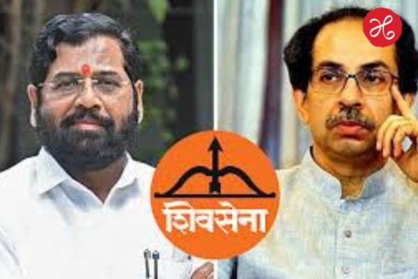 Shiv Sena Symbol Dispute: सर्वोच्च न्यायालयाचा उद्धव ठाकरेंना झटका! शिवसेना पक्ष-चिन्ह वादावर कोर्टात नेमकं काय घडलं?