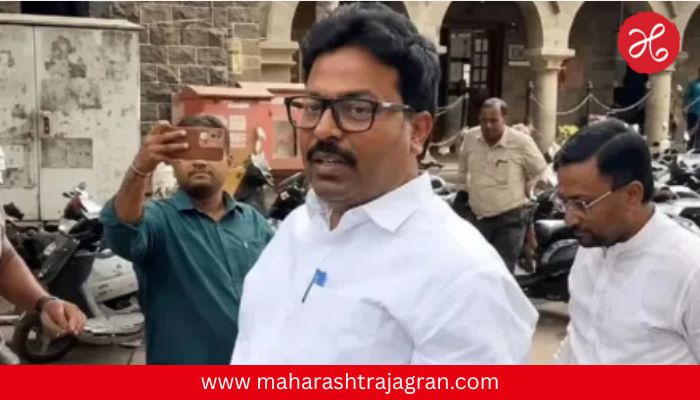 नाशिकमध्ये महायुतीला जबर धक्का! बंडखोर गोकुळ गितेंचा दणदणीत विजय; पहिल्याच फेरीत नरेंद्र दराडेंचा पराभव