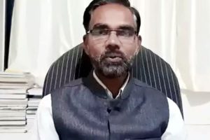 Shetkari Karjmafi: अटींच्या चक्रव्यूहात ‘कर्जमुक्ती’; सरकारच्या निर्णयाविरोधात शेतकरी संघटनांचा एल्गार, जीआरची होळी करण्याचे आवाहन