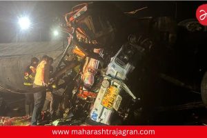 Mumbai-Pune Expressway : मुंबई-पुणे एक्सप्रेसवेवर भीषण अपघात; कंटेनर, टेम्पो आणि कारची धडक, २ ठार तर ४ गंभीर जखमी