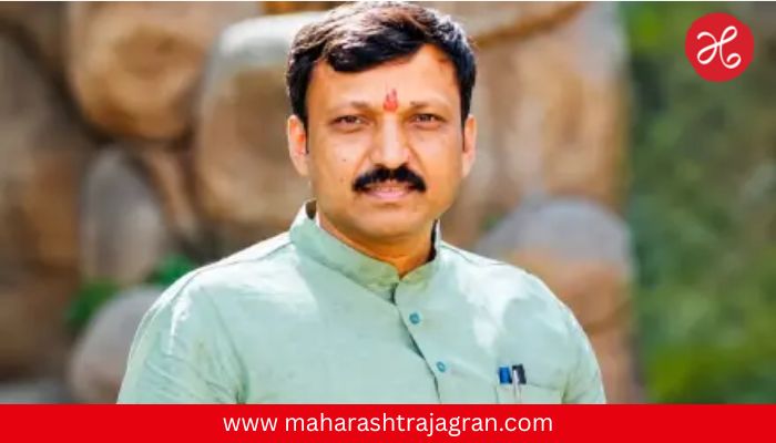 Omraje Nimbalkar : बंडखोर खासदार ओम राजेनिंबाळकरांचा ‘यू-टर्न’? एकनाथ शिंदेंच्या प्रवेशावर घेतला मोठा निर्णय!